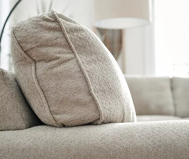 Broyhill Claremont Sectional 6 Broyhill Claremont Sectional - Image 4