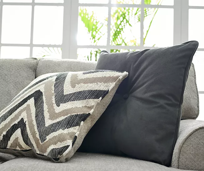 Broyhill Claremont Sectional 9 Broyhill Claremont Sectional - Image 7